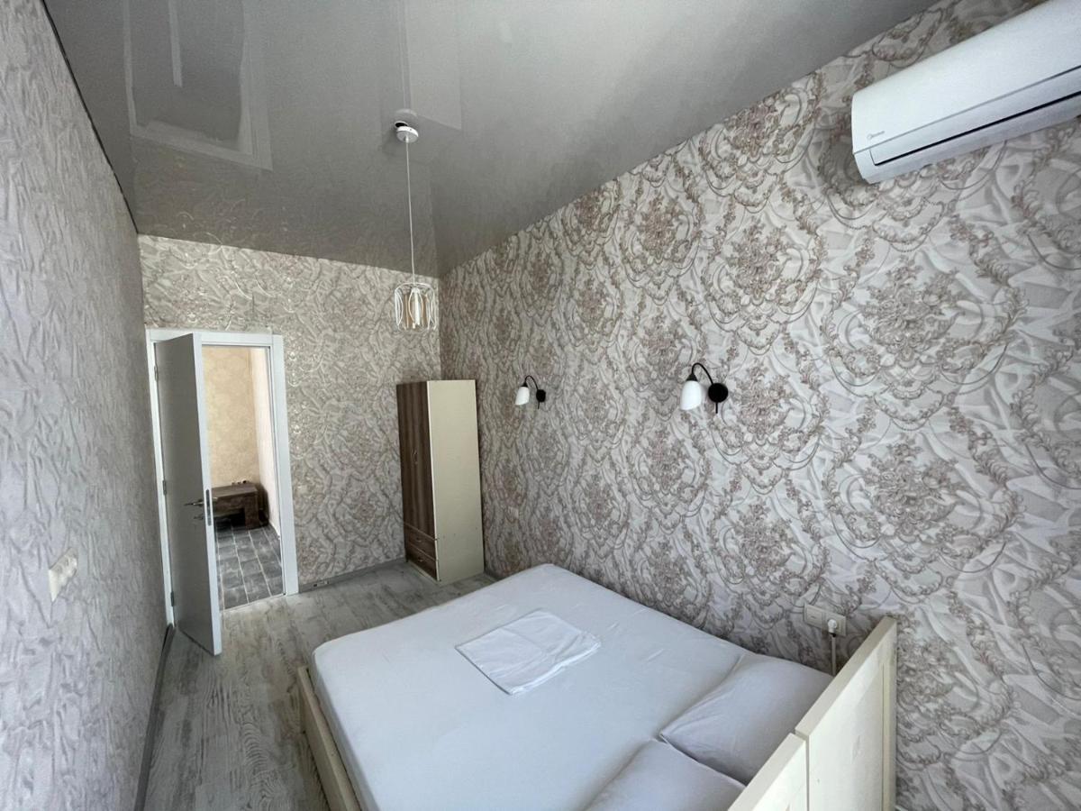 Центр города Батуми Apartment Rustaveli 13 Екстериор снимка