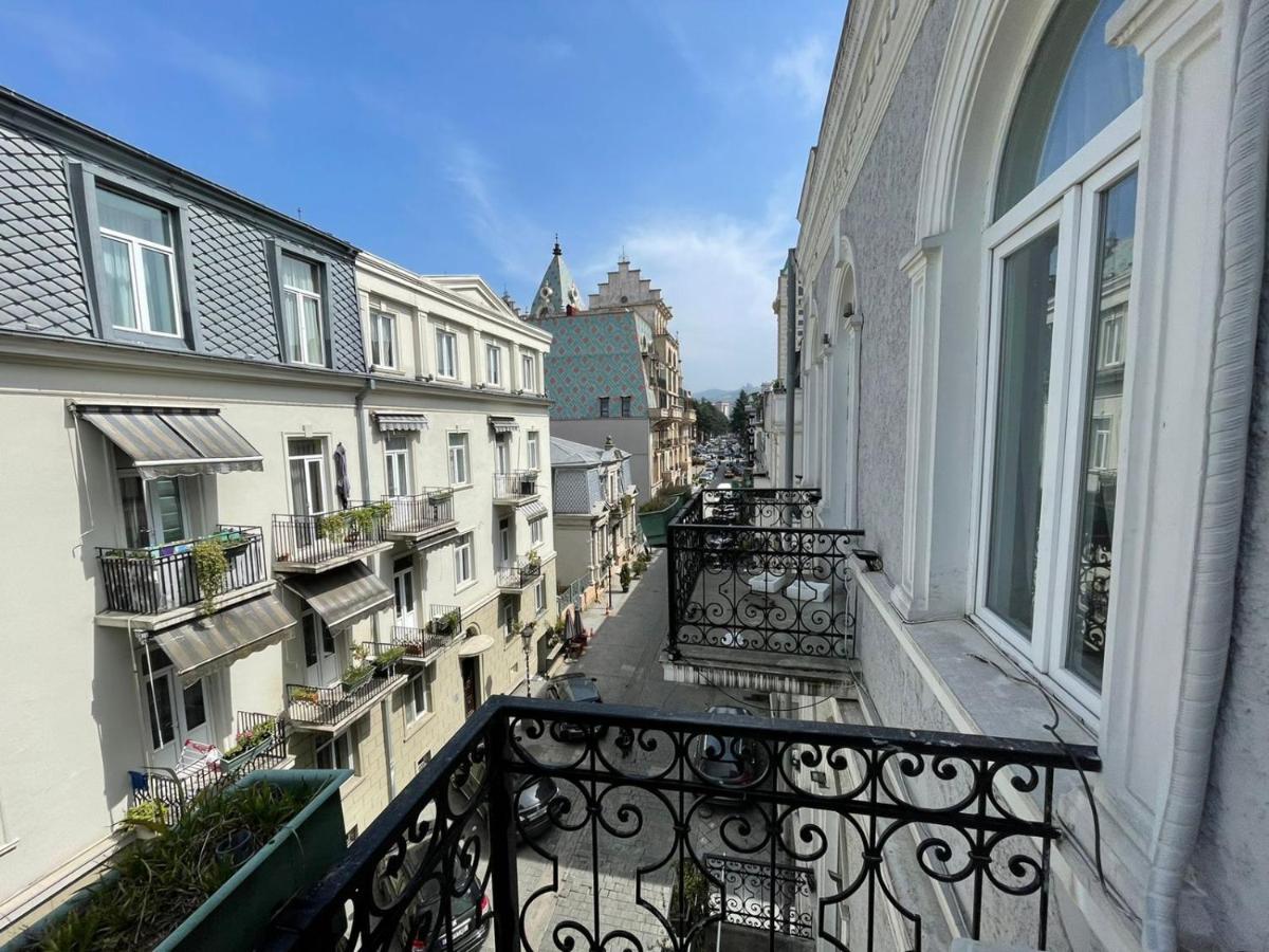 Центр города Батуми Apartment Rustaveli 13 Екстериор снимка
