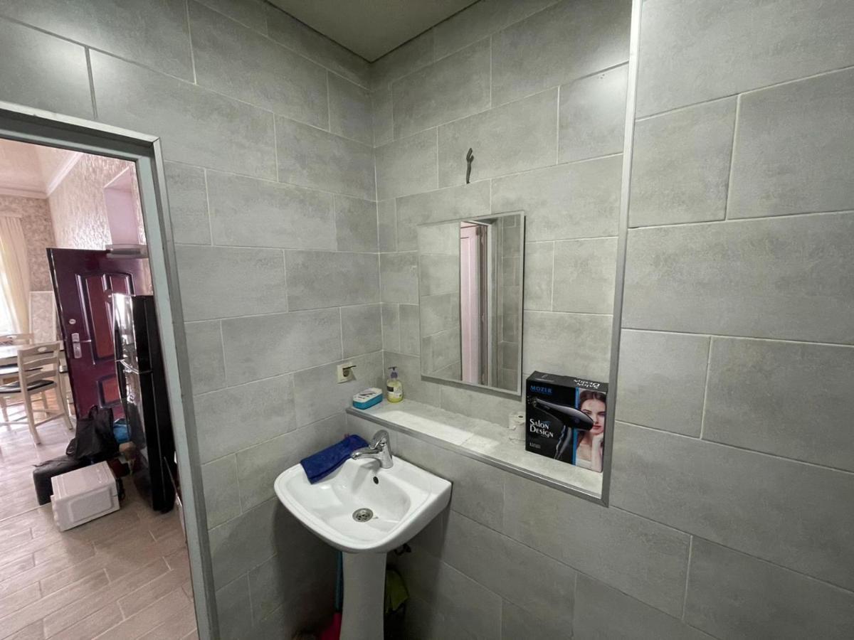 Центр города Батуми Apartment Rustaveli 13 Екстериор снимка
