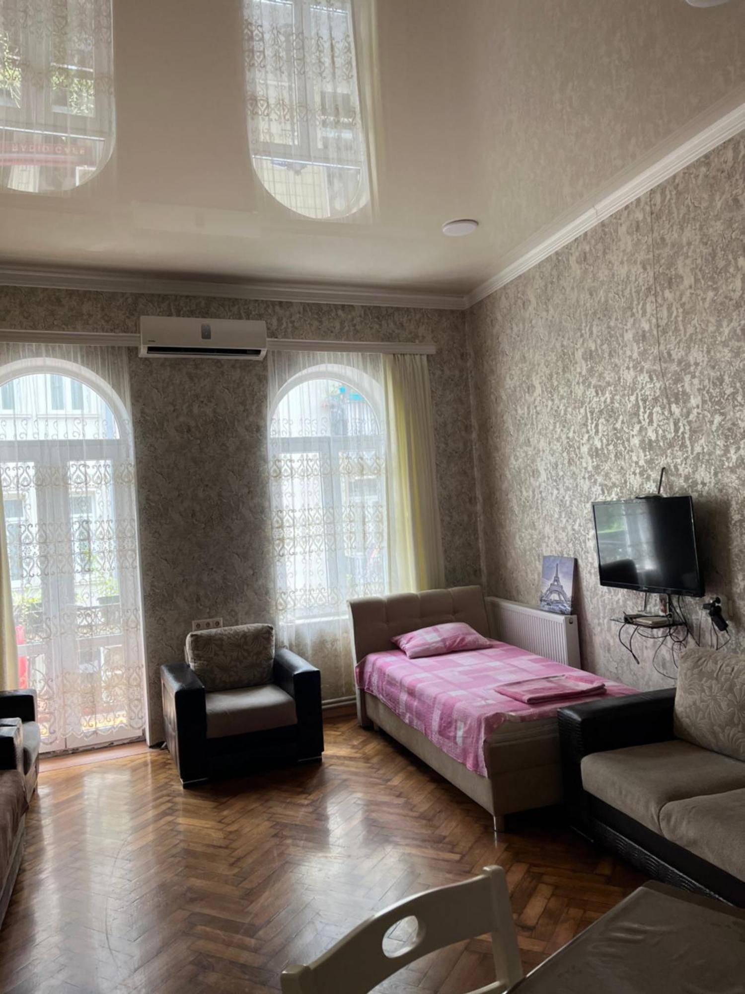 Центр города Батуми Apartment Rustaveli 13 Екстериор снимка